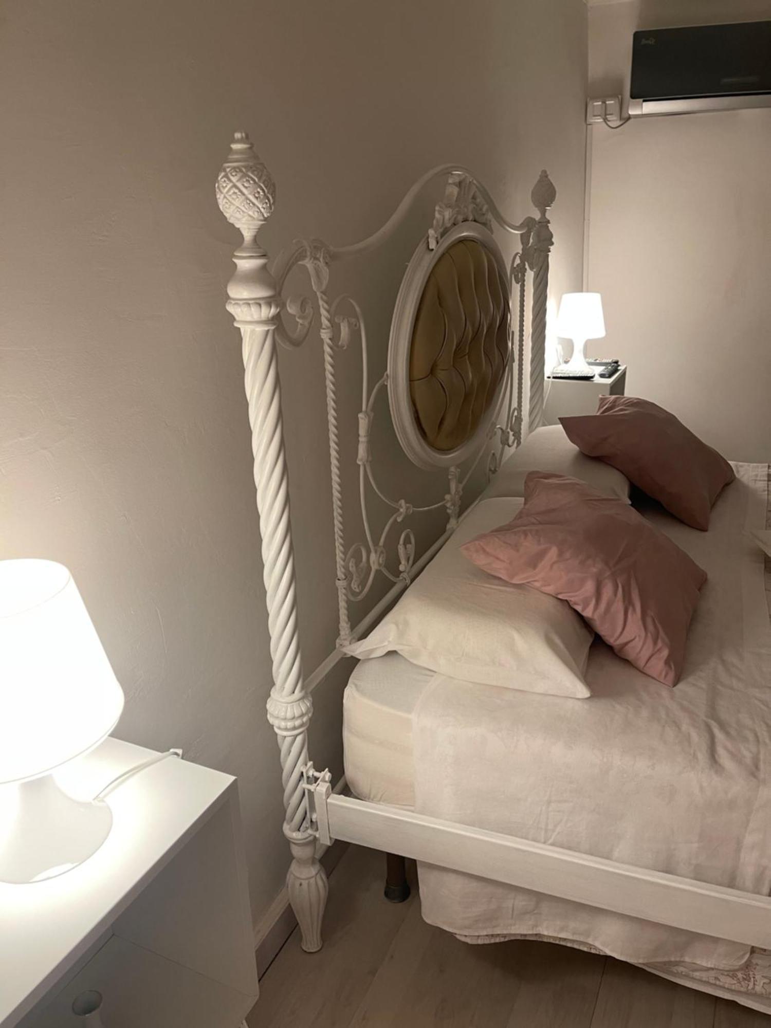 Scugnizzi Couette-café Naples